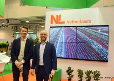 Max Bierman, RVO, and Guido Jacobs, Export Partners, at a booth of the Dutch government. Together with others, they build a platform for entrepreneurs hit by Brexit, thereby reaching out to them and seeing how/where they could use some help.